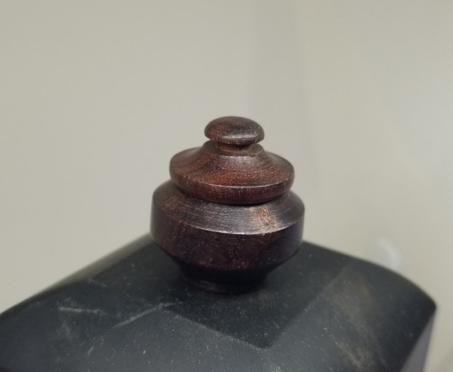 ANTİKA AHŞAP SAKIZLIK