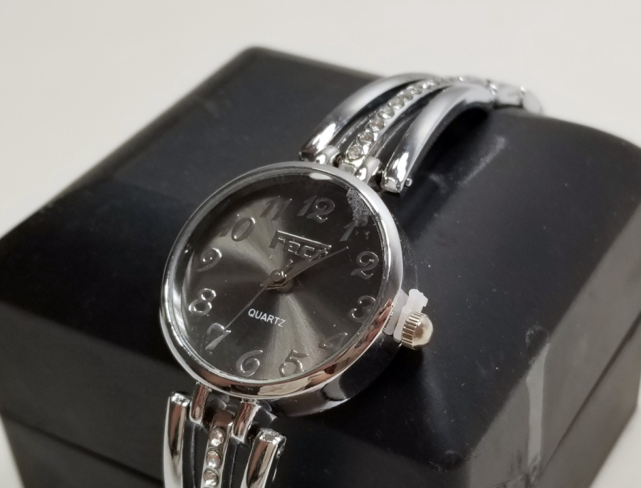 GÜMÜŞ KAPLAMA NOSTALJİK KOL SAATİ