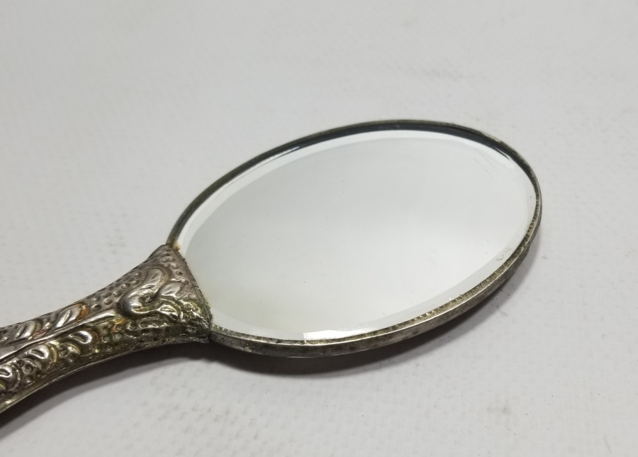 KABARTMA İŞÇİLİKLİ ANTİKA GÜMÜŞ EL AYNASI