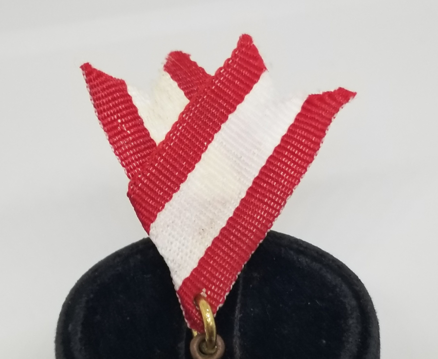 ÜZERİ AY YILDIZ FİGÜRLÜ NADİR TİPTE MEŞRUTİYET MADALYASI - İLK KEZ GÖRÜLÜYOR