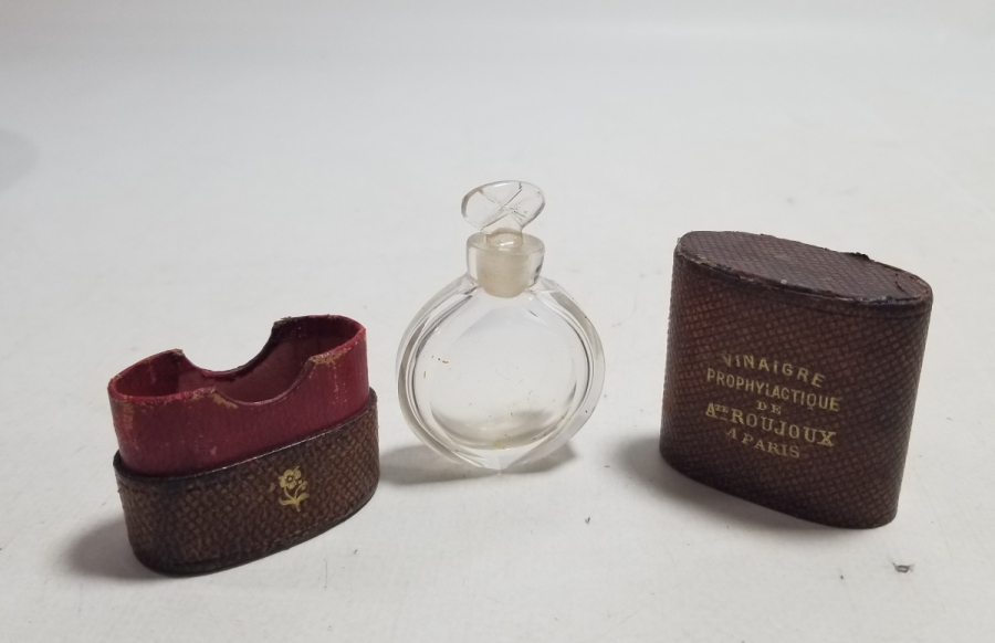 ORİJİNAL KUTUSUNDA OSMANLI DÖNEMİ PARFÜM ŞİŞESİ