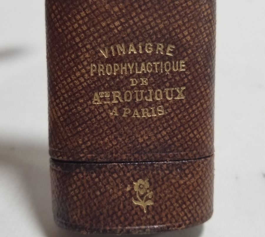 ORİJİNAL KUTUSUNDA OSMANLI DÖNEMİ PARFÜM ŞİŞESİ