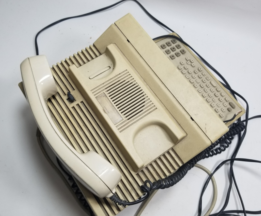 ANTİKA TELEFONLU FAKS MAKİNASI