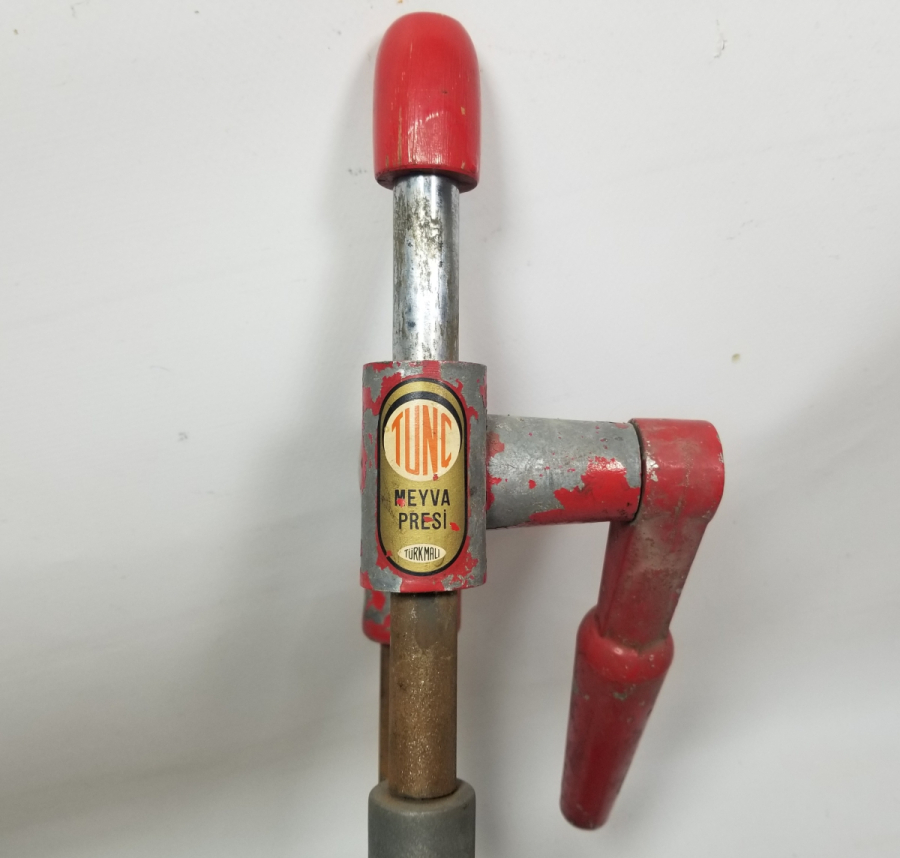 YERLİ YAPIM ANTİKA KATI MEYVE SIKACAĞI