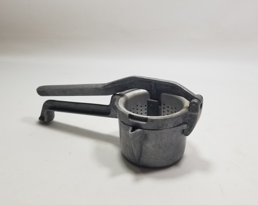 YERLİ YAPIM ANTİKA MEYVE SIKACAĞI