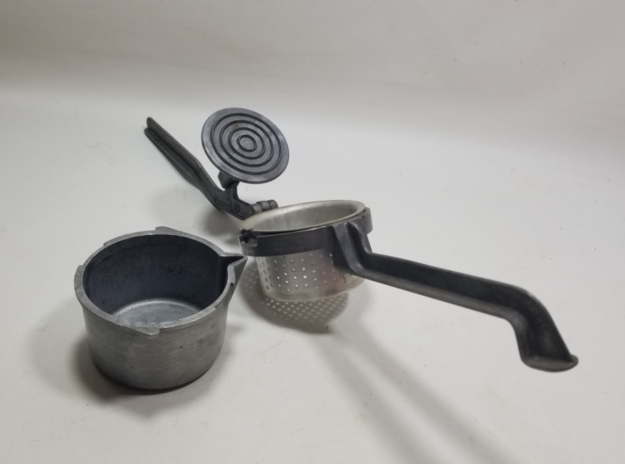 YERLİ YAPIM ANTİKA MEYVE SIKACAĞI