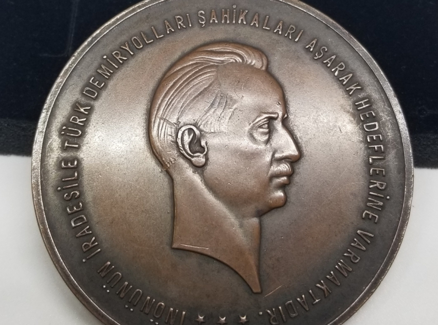 1939 ERZURUM İSTASYONUNUN AÇILIŞI HATIRASI MADALYONU