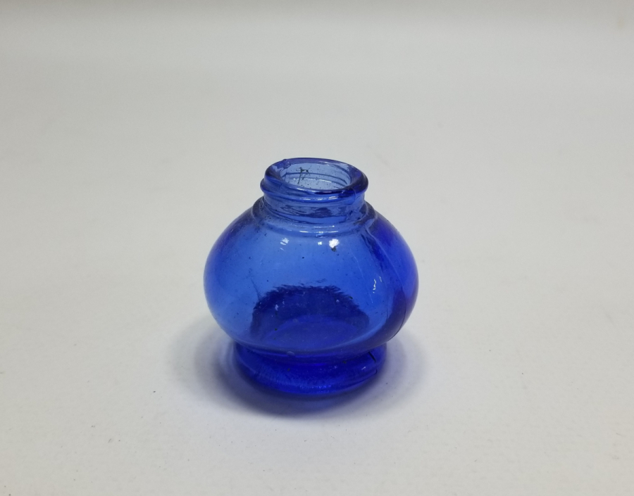 NADİR RENKTE ANTİKA MİNİ İDARE LAMBASI HAZNESİ