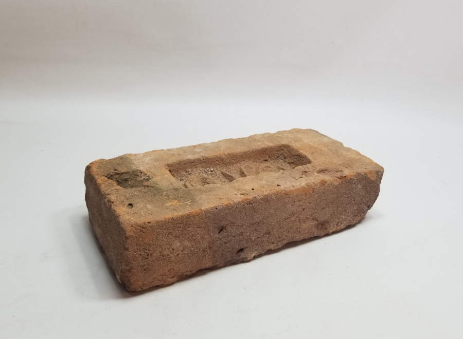 ÜZERİ RUMCA YAZILI OSMANLI DÖNEMİ TUĞLA