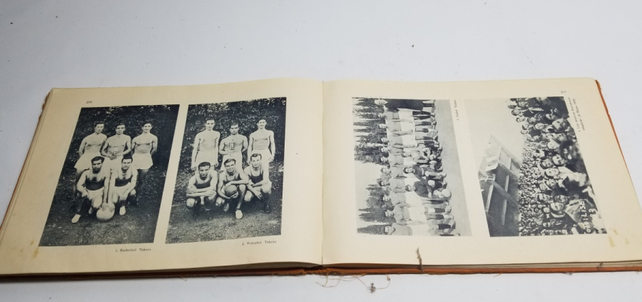 İZMİR ERKEK LİSESİ 1937-1938 YILLIĞI