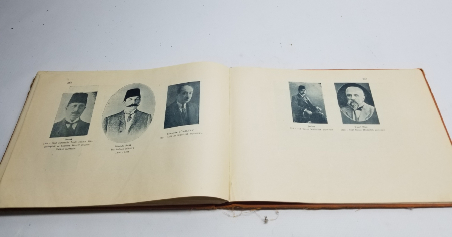 İZMİR ERKEK LİSESİ 1937-1938 YILLIĞI