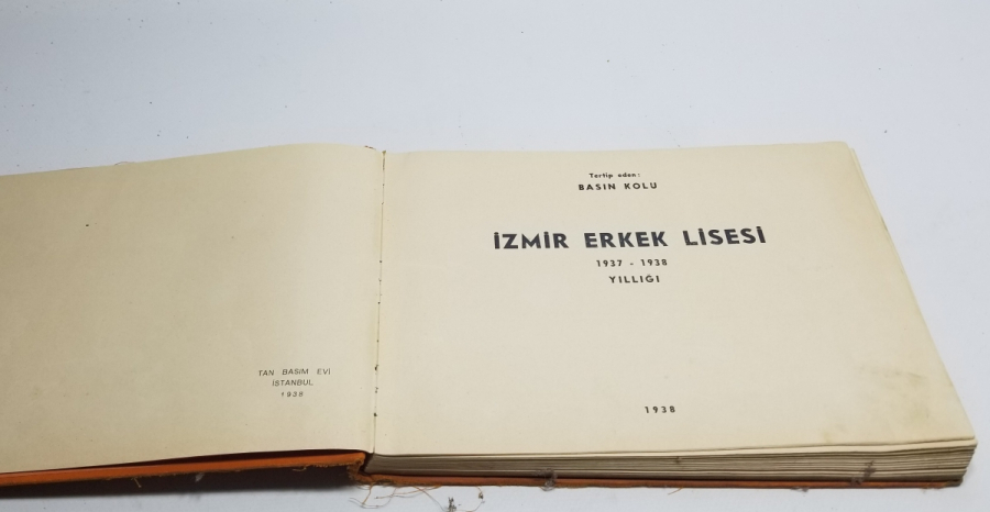 İZMİR ERKEK LİSESİ 1937-1938 YILLIĞI