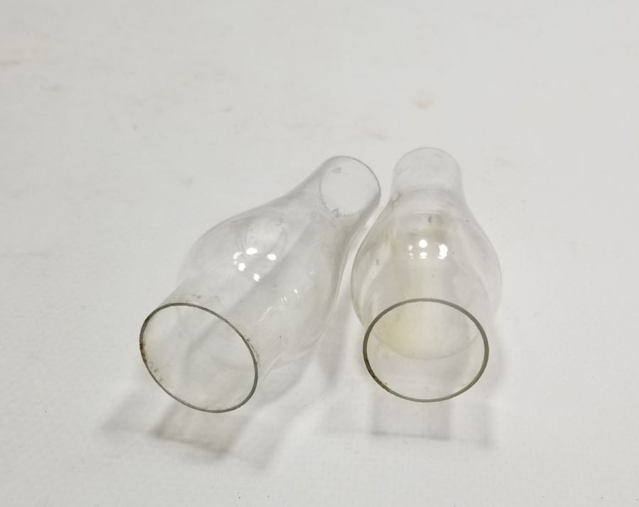 İKİ ADET ANTİKA GAZ LAMBASI BACASI