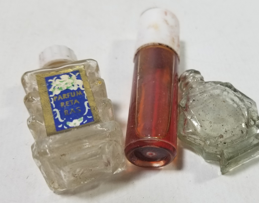 ANTİKA MİNİ KOLONYA ŞİŞELERİ LOTU