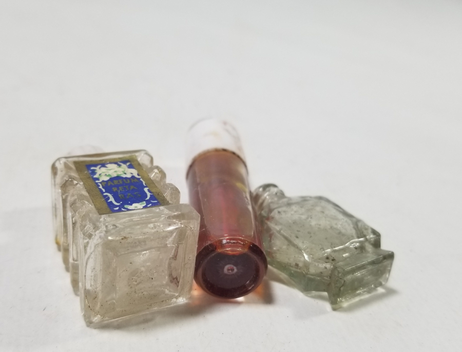 ANTİKA MİNİ KOLONYA ŞİŞELERİ LOTU