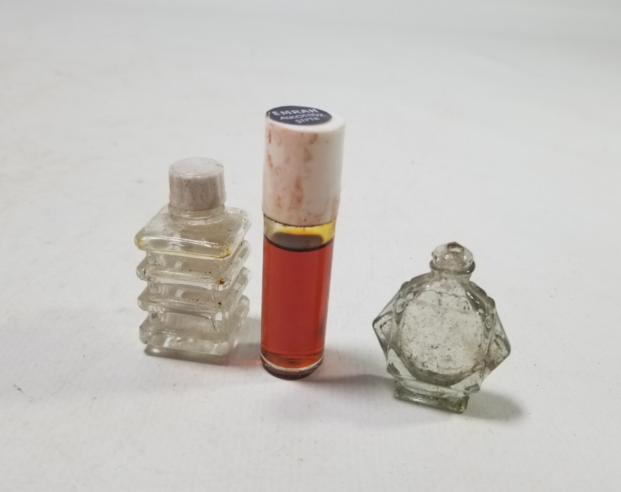 ANTİKA MİNİ KOLONYA ŞİŞELERİ LOTU