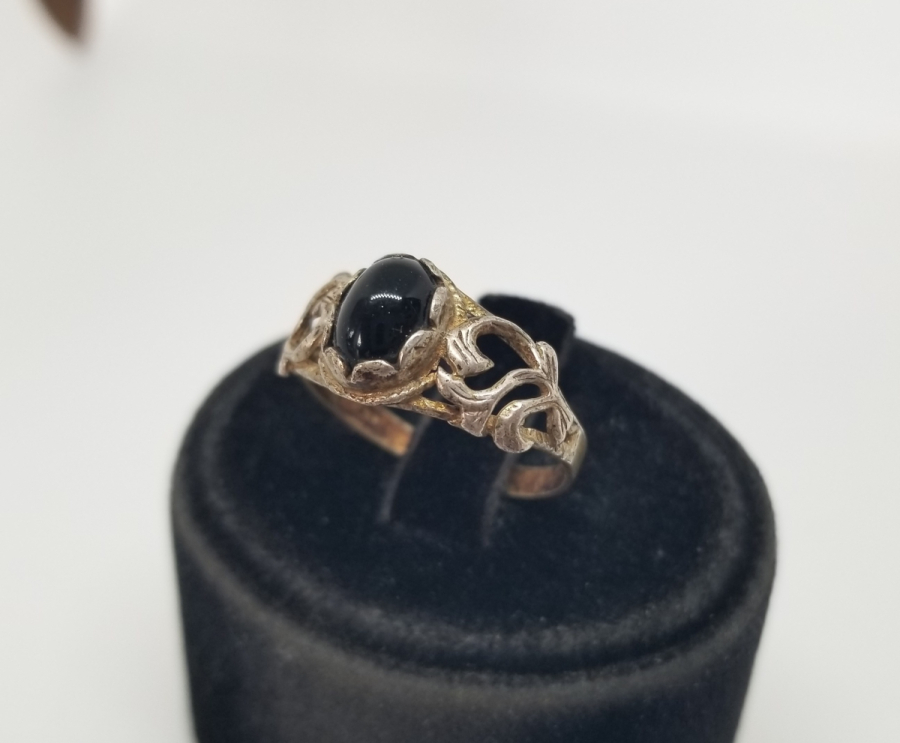 GRANAT TAŞLI ÖZEL YAPIM ANTİKA GÜMÜŞ YÜZÜK