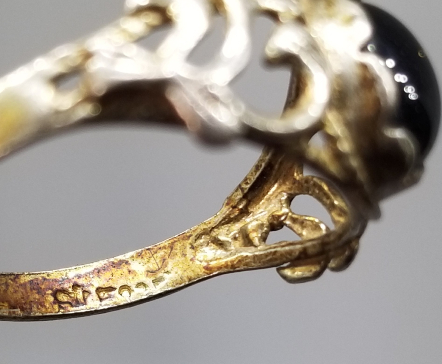 GRANAT TAŞLI ÖZEL YAPIM ANTİKA GÜMÜŞ YÜZÜK