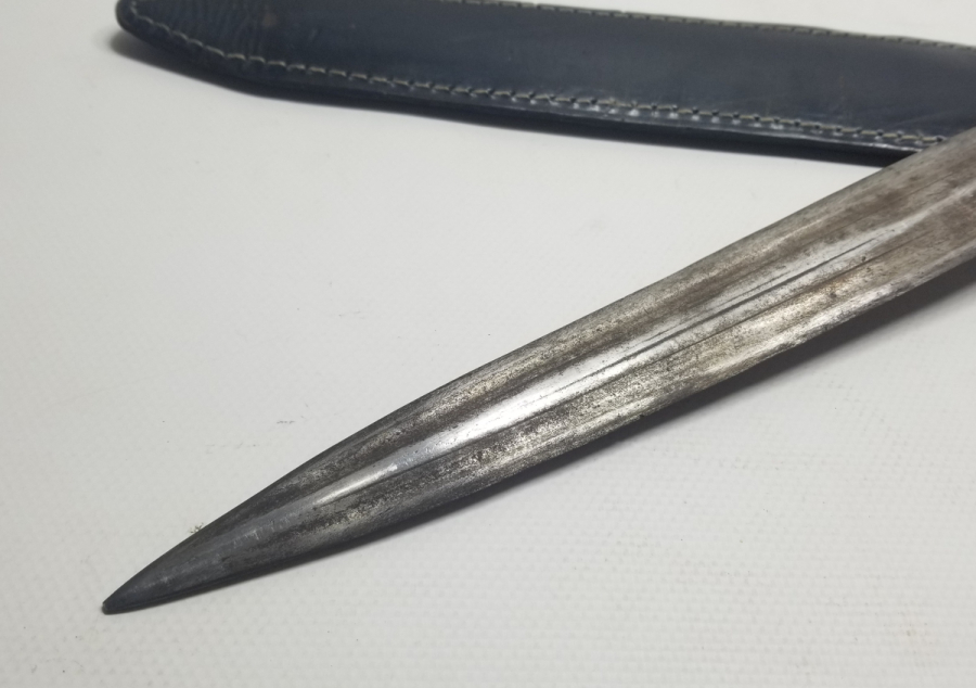 ÜZERİNDE YENİÇERİ ESNAF REMİZLERİ BULUNAN OSMANLI DÖNEMİ BÜYÜK BOY NADİR KAMA