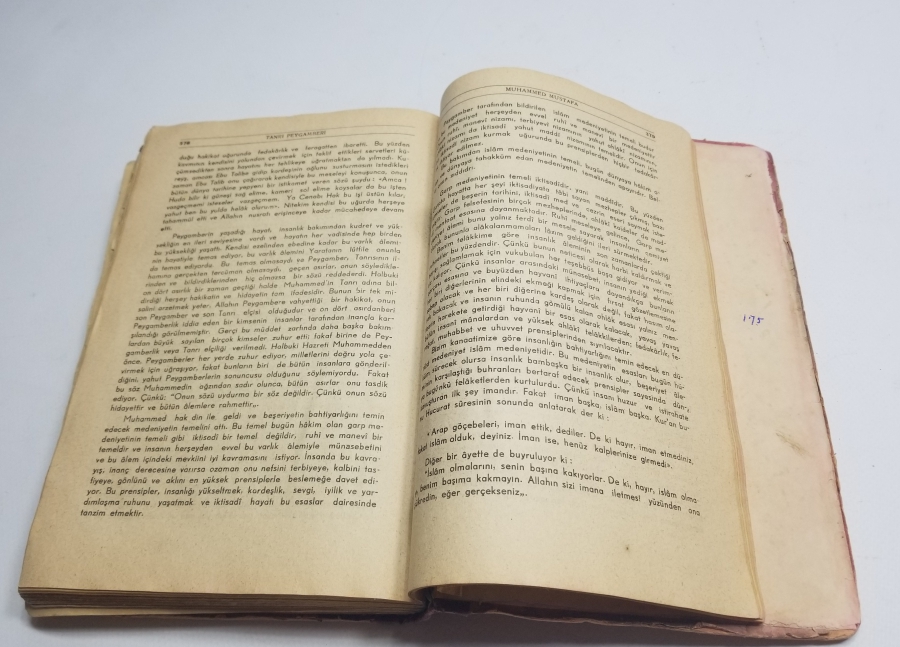 1945 BASKI ÇOK NADİR TANRI BUYRUĞU - TÜRKÇE MUHAMMEDİYE