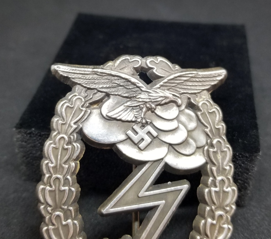 2. DÜNYA SAVAŞI DÖNEMİ NADİR GÜMÜŞ NAZİ HAVACI SUBAY BRÖVESİ