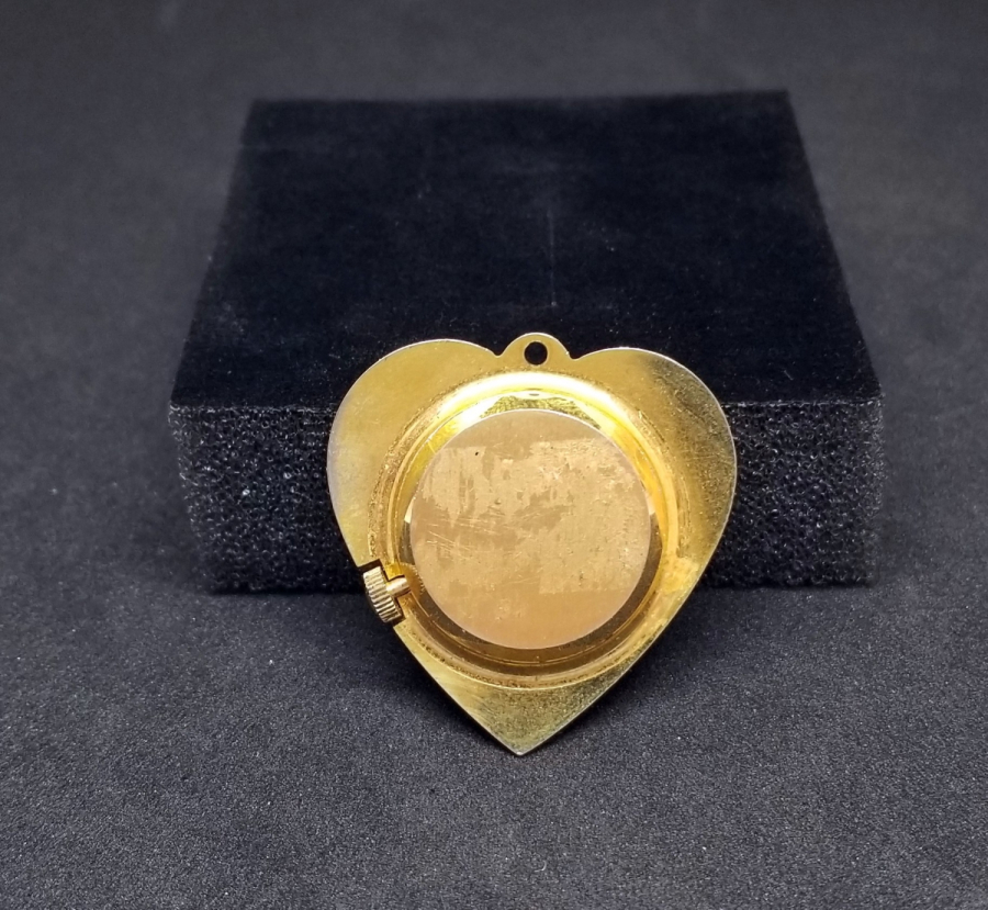 KALP FORMLU ALTIN KAPLAMA KURMALI ANTİKA KOLYE SAAT