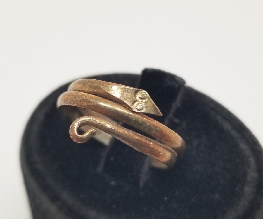 KABARTMA İŞÇİLİKLİ YILAN FORMLU OSMANLI DÖNEMİ RUM İŞİ YÜZÜK