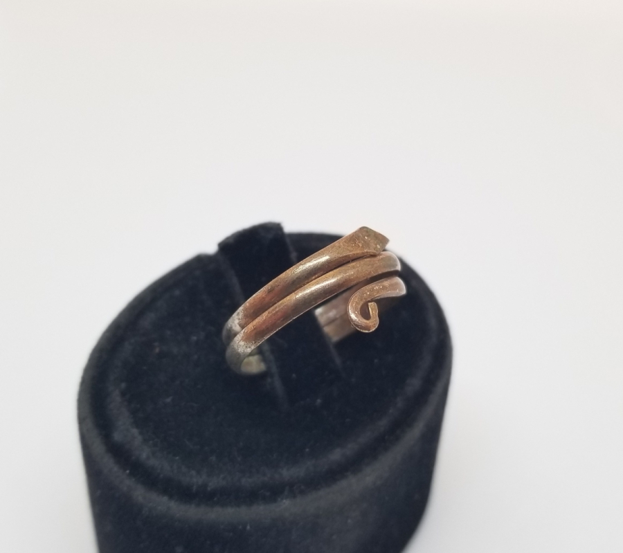 KABARTMA İŞÇİLİKLİ YILAN FORMLU OSMANLI DÖNEMİ RUM İŞİ YÜZÜK