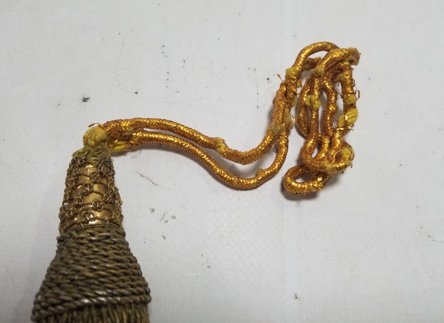 CUMHURİYET BAŞLARI ANTİKA SUBAY KILIÇ PÜSKÜLÜ