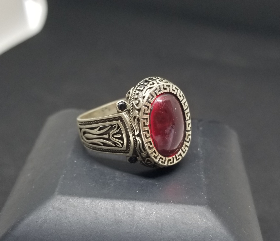 KABARTMA İŞÇİLİKLİ GÜMÜŞ KALIBINDA YAPILMIŞ GÜMÜŞ KAPLAMA YÜZÜK