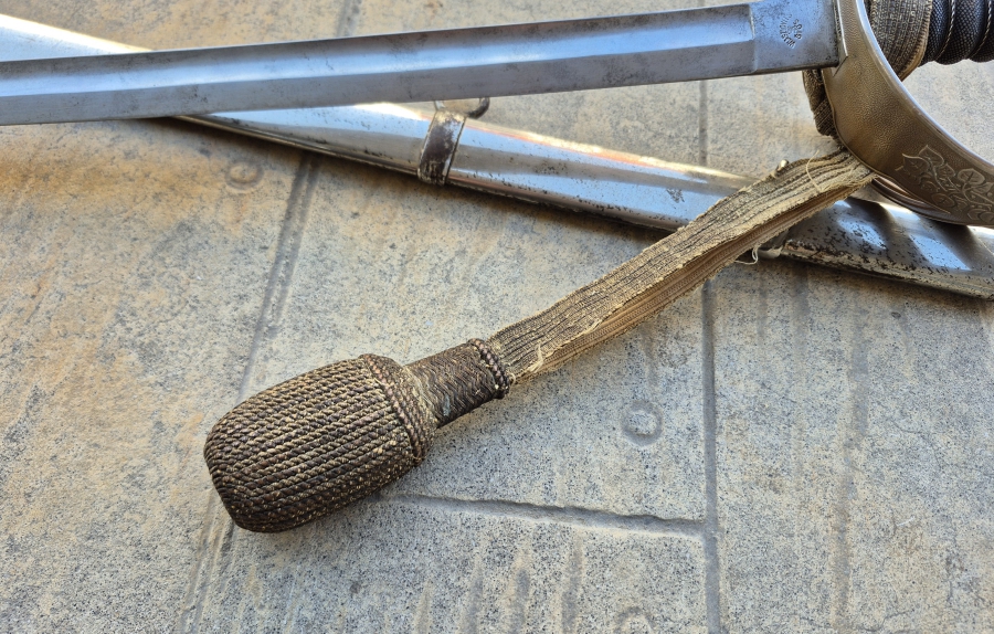 İGUANA DERİSİ SAPLI ÇOK NADİR 1. DÜNYA SAVAŞI DÖNEMİ AVUSTURYA - MACARİSTAN SUBAY KILICI