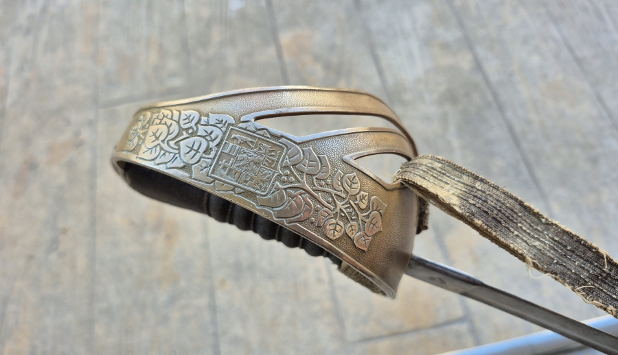 İGUANA DERİSİ SAPLI ÇOK NADİR 1. DÜNYA SAVAŞI DÖNEMİ AVUSTURYA - MACARİSTAN SUBAY KILICI