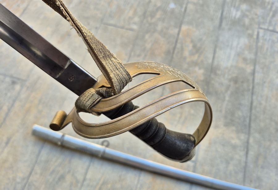 İGUANA DERİSİ SAPLI ÇOK NADİR 1. DÜNYA SAVAŞI DÖNEMİ AVUSTURYA - MACARİSTAN SUBAY KILICI