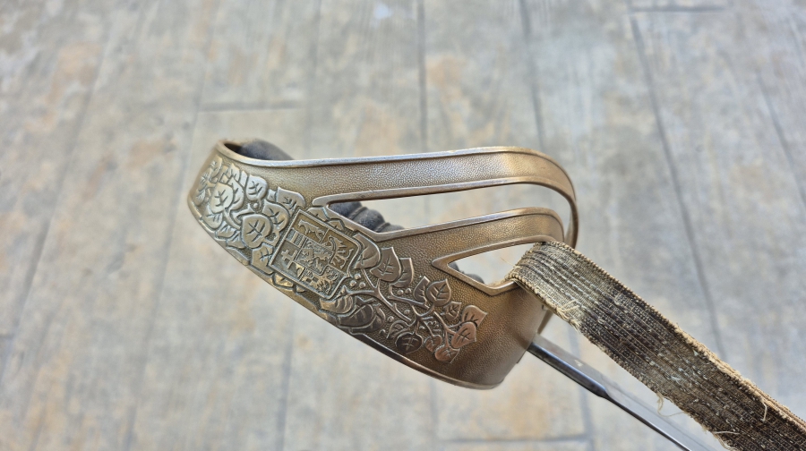 İGUANA DERİSİ SAPLI ÇOK NADİR 1. DÜNYA SAVAŞI DÖNEMİ AVUSTURYA - MACARİSTAN SUBAY KILICI