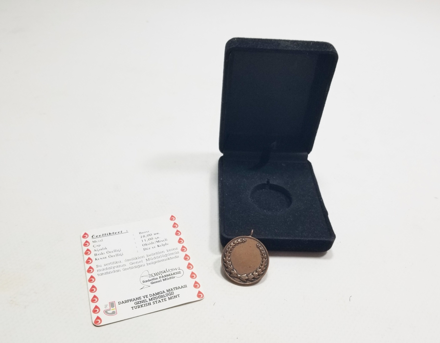 ORİJİNAL KUTUSUNDA ANTİKA BRONZ KAN BAĞIŞÇISI MADALYA