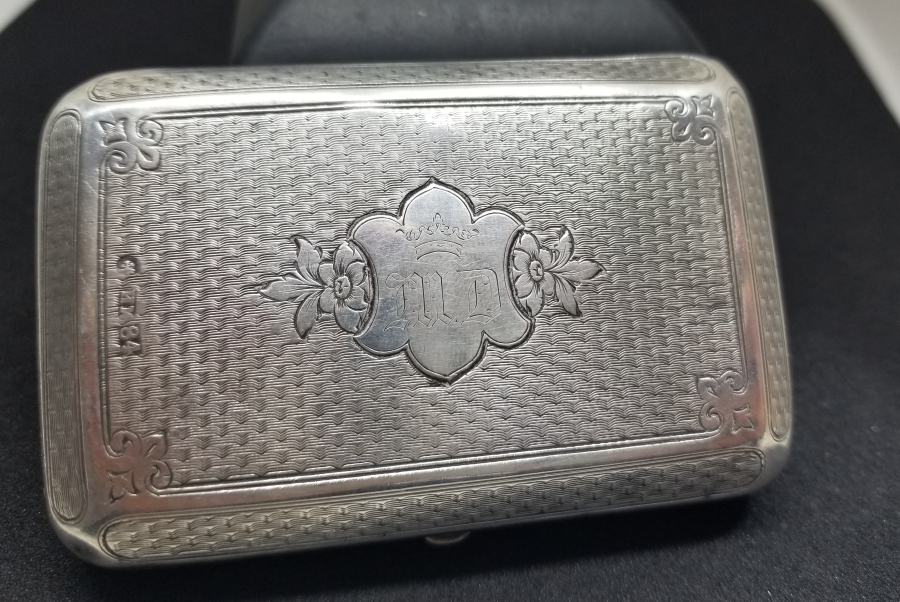 KALEM VE AZNAVUR İŞÇİLİKLİ ANTİKA RUS TÜTÜN TABAKASI