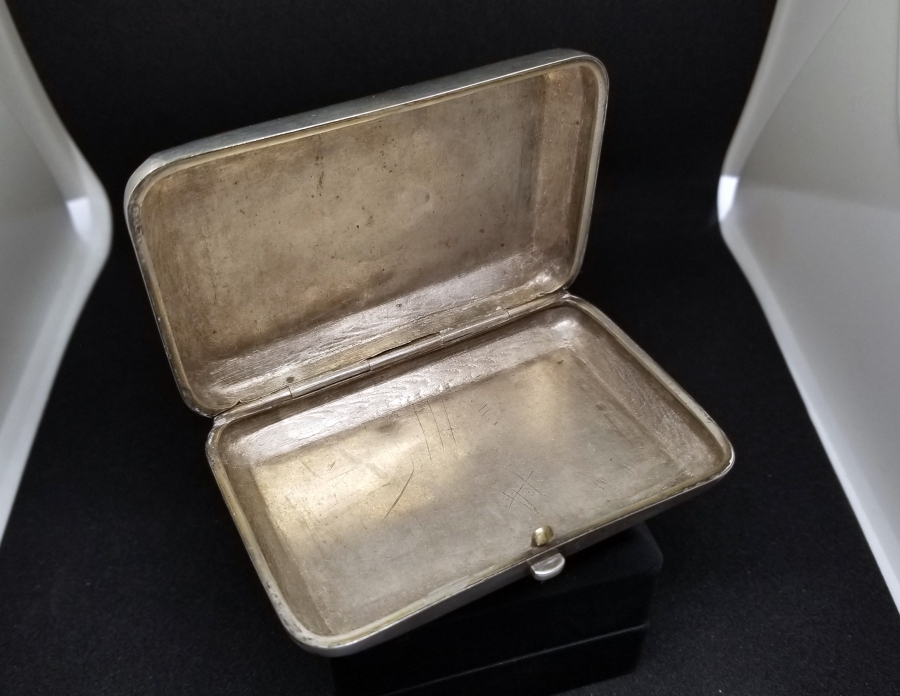 KALEM VE AZNAVUR İŞÇİLİKLİ ANTİKA RUS TÜTÜN TABAKASI