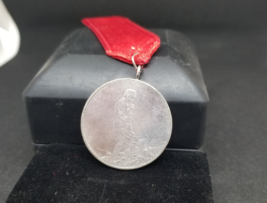 1961 ZAFER BAYRAMI HATIRASI ATATÜRK GÜMÜŞ MADALYON