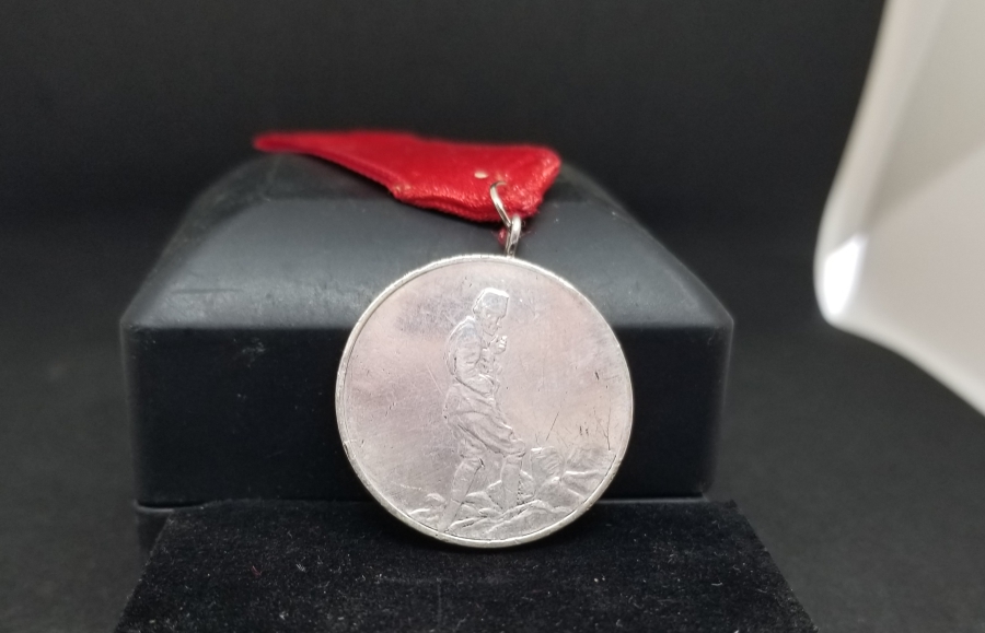 1961 ZAFER BAYRAMI HATIRASI ATATÜRK GÜMÜŞ MADALYON
