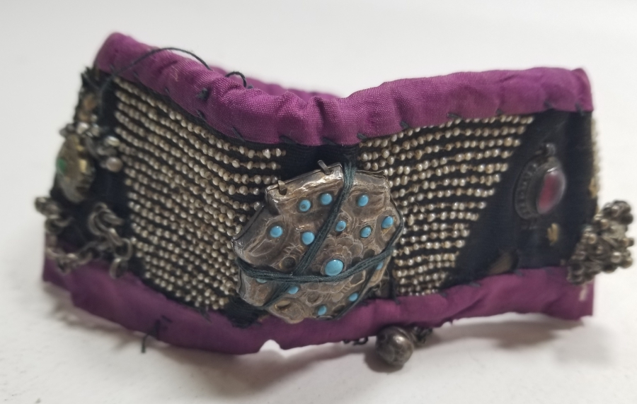 OSMANLI DÖNEMİ NADİR TİPTE ŞAMANİK GELİN KOLLUĞU