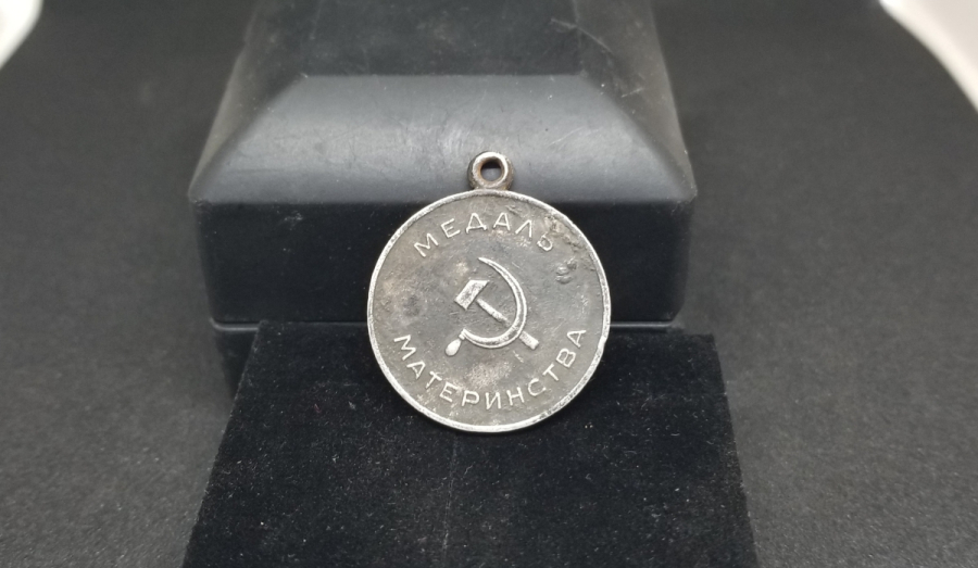 ANTİKA GÜMÜŞ RUS DOĞURGANLIK MADALYASI