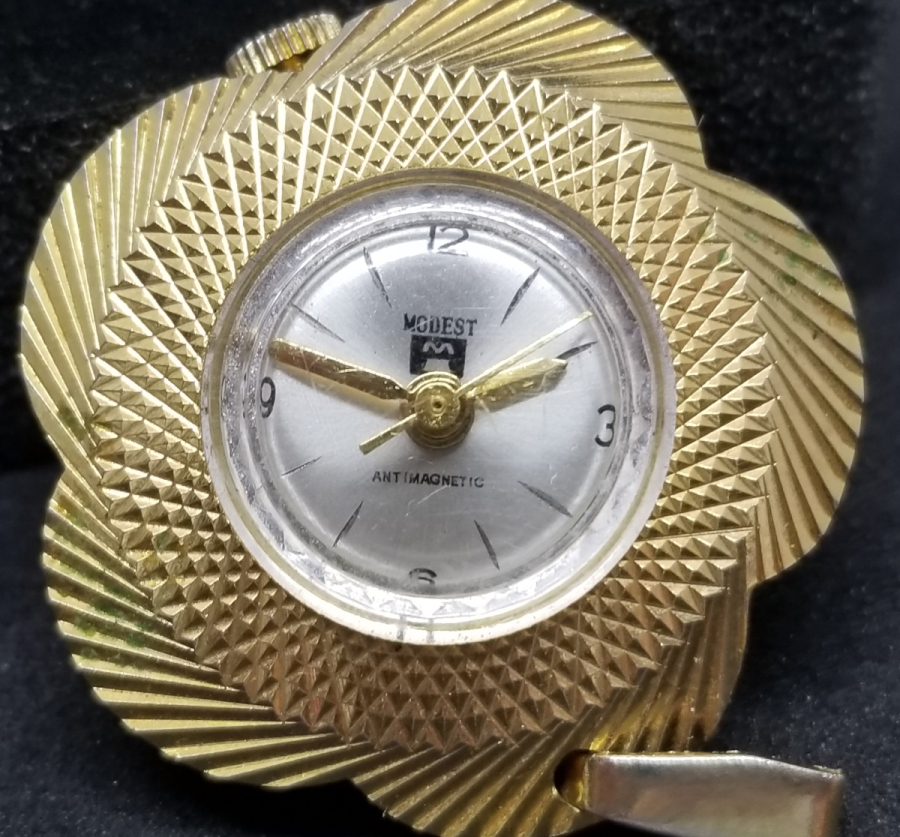 PAPATYA FORMUNDA YAPILMIŞ ALTIN KAPLAMA ANTİKA KURMALI KOLYE SAAT