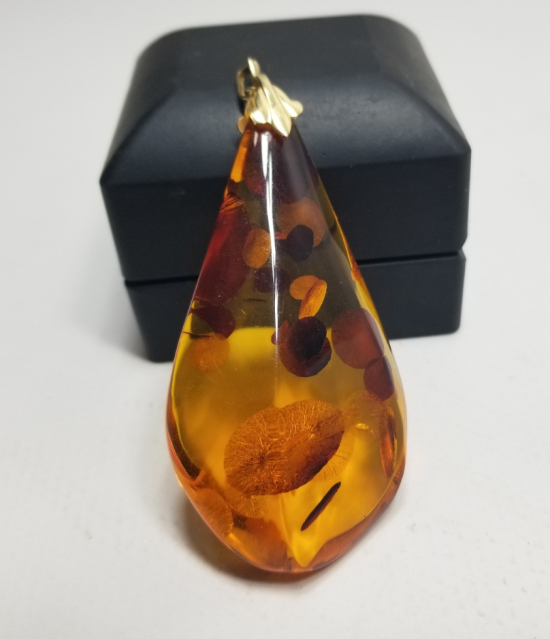 ALTIN KLİPSLİ ÖZEL YAPIM ANTİKA DAMLA KEHRİBAR KOLYE