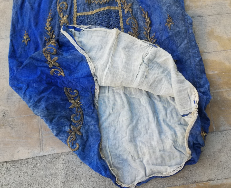 OSMANLI DÖNEMİ İPEK KADİFE BİNDALLI ELBİSE