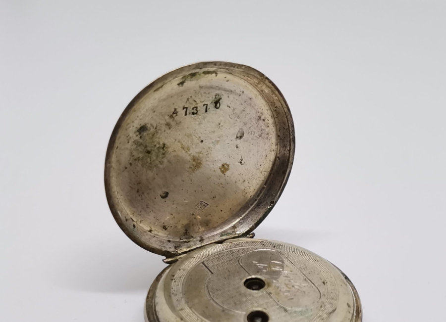 OSMANLI DÖNEMİ GÜMÜŞ KASA ARKADAN KURMALI CEP SAATİ