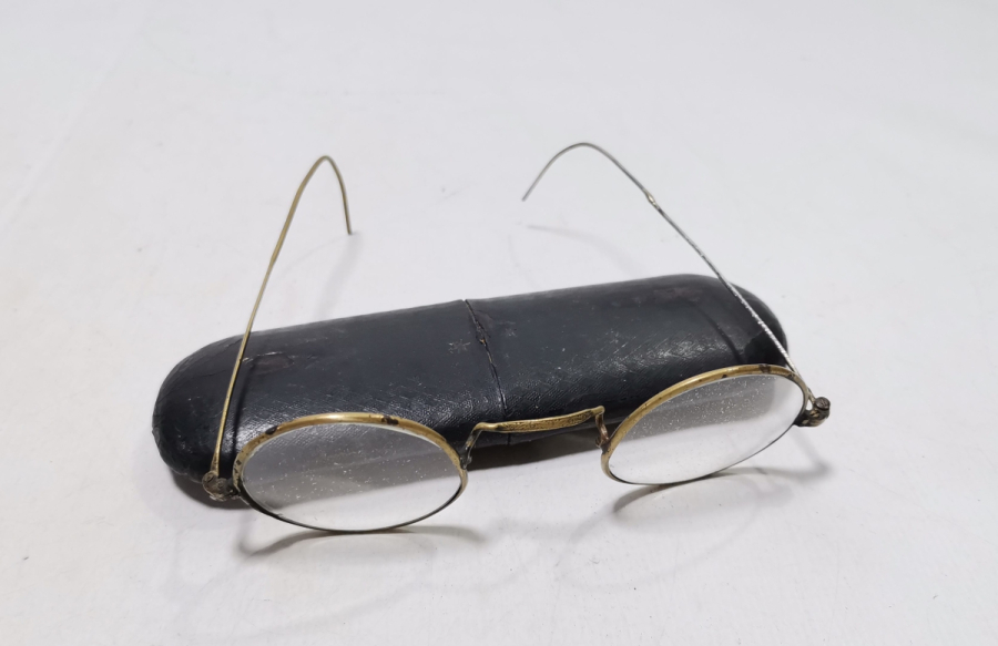 ORİJİNAL KUTUSUNDA OSMANLI DÖNEMİ TÜCCAR GÖZLÜĞÜ