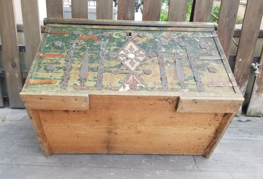 OSMANLI DÖNEMİ NADİR SELVİLİ VE AY YILDIZLI SANDIK