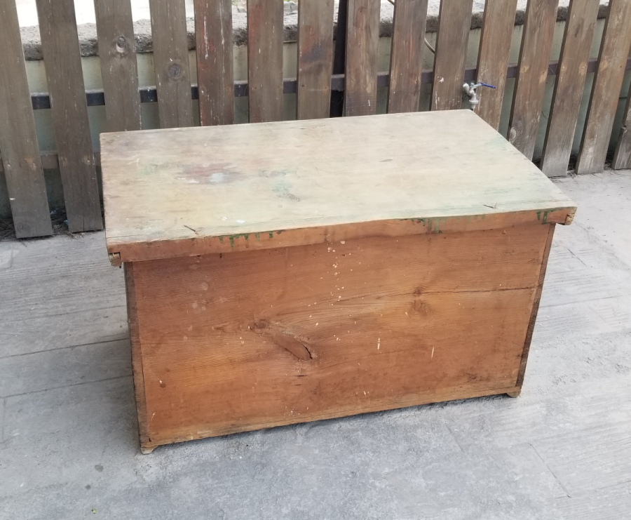 OSMANLI DÖNEMİ NADİR SELVİLİ VE AY YILDIZLI SANDIK