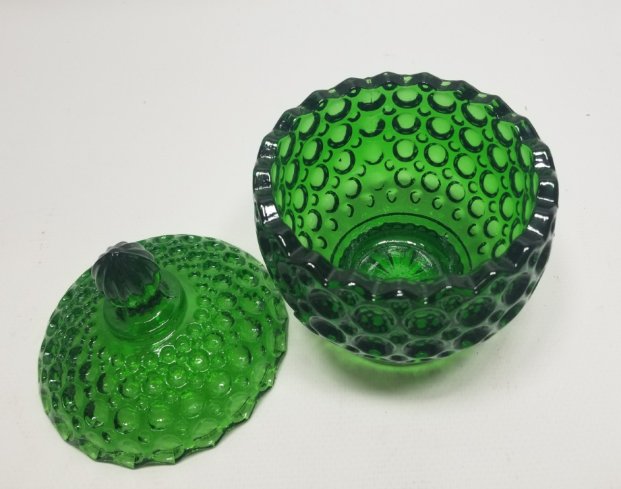 KABARTMA İŞÇİLİKLİ ANTİKA CAM KAPAKLI MACUNLUK