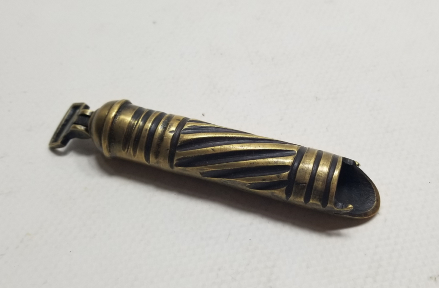 KABARTMA İŞÇİLİKLİ ANTİKA BARUT ÖLÇER